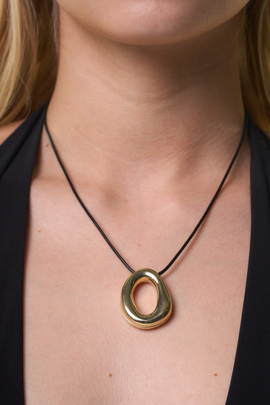 CAREY NECKLACE
