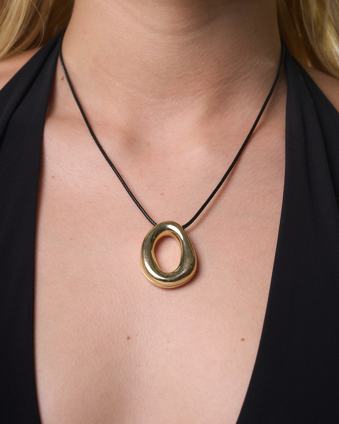 CAREY NECKLACE