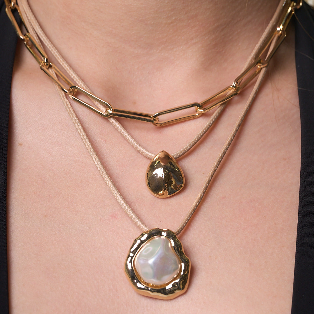 NIKI NECKLACE