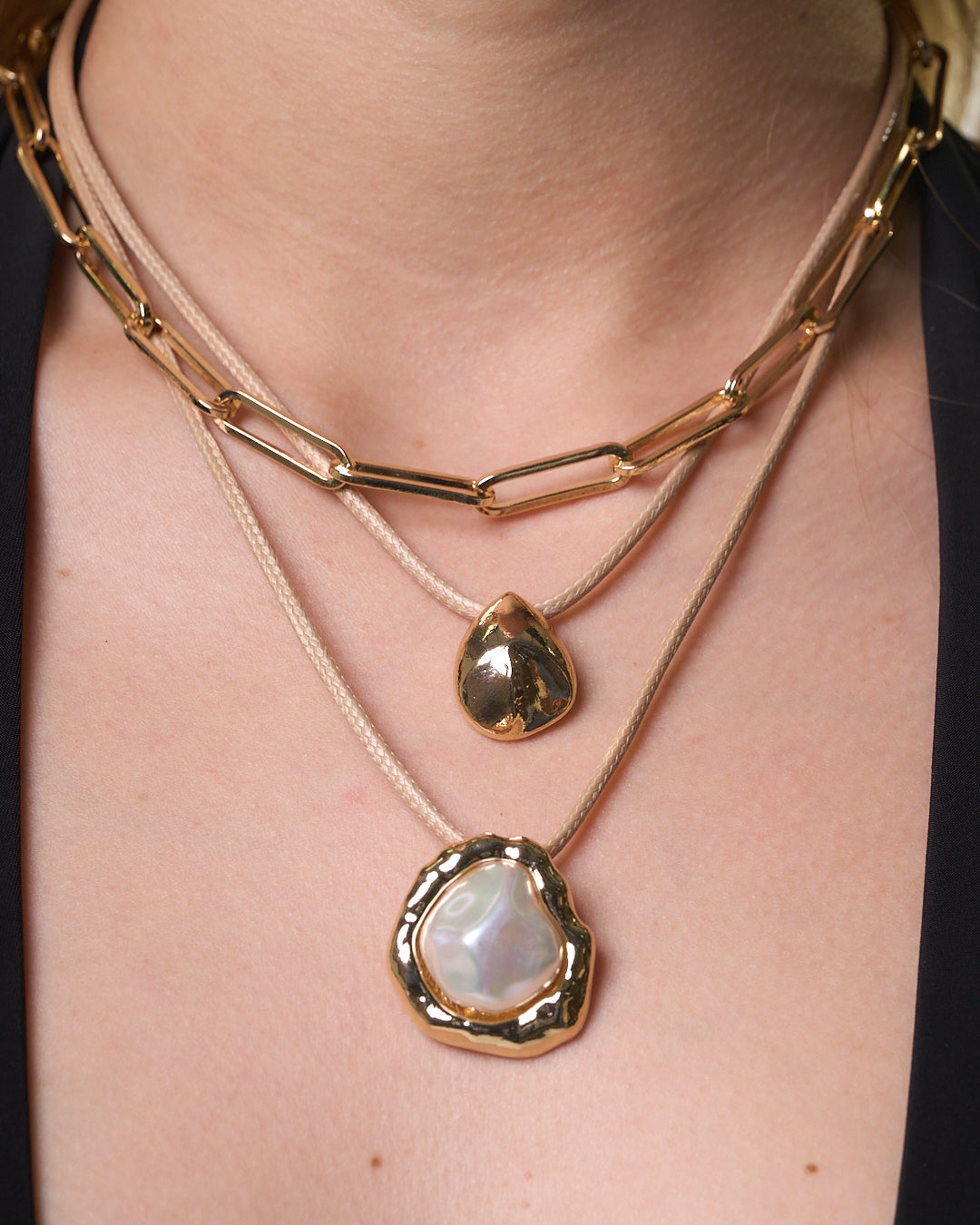 NIKI NECKLACE