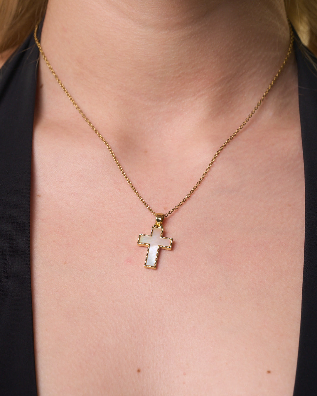 CRUZ NECKLACE