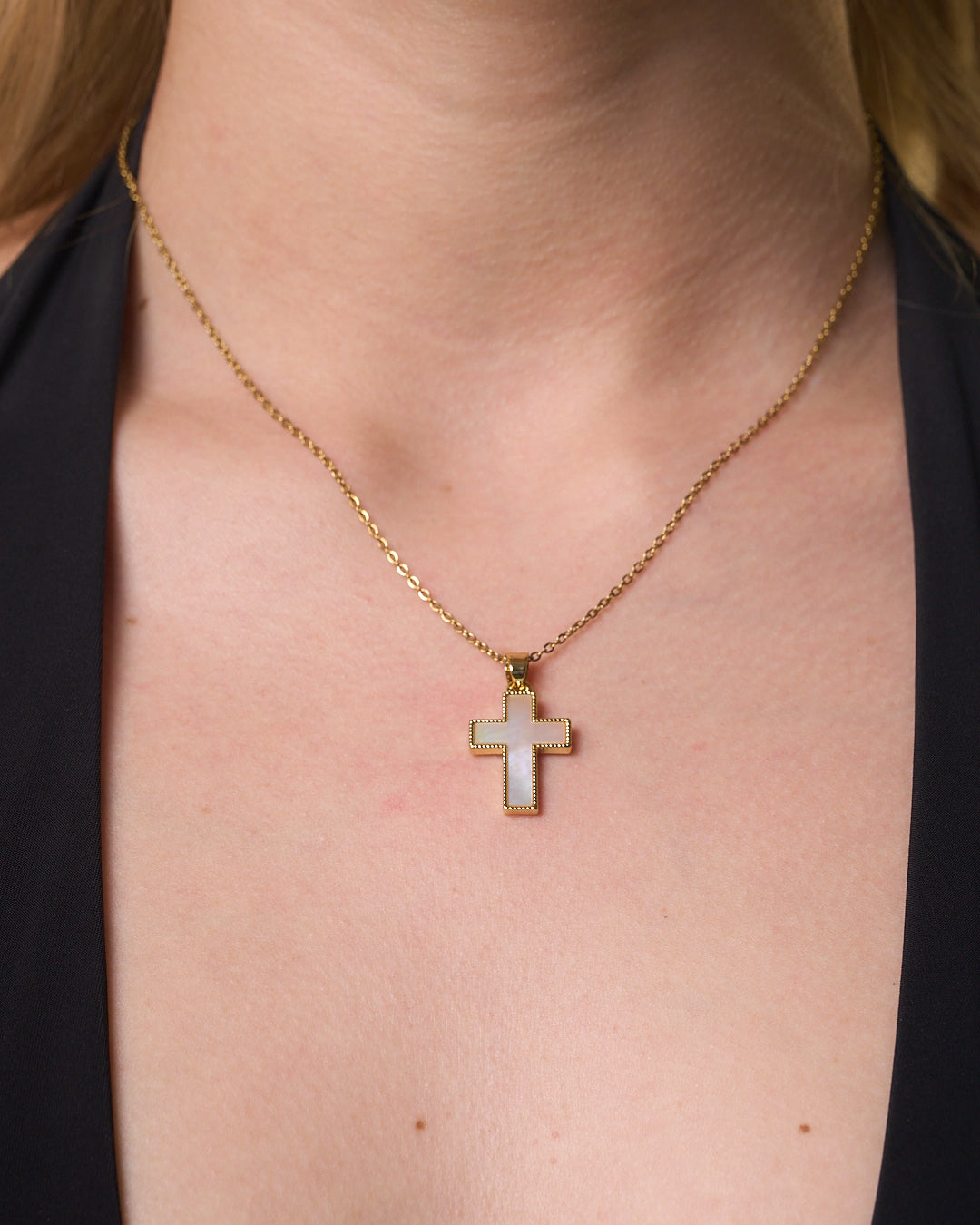 CRUZ NECKLACE