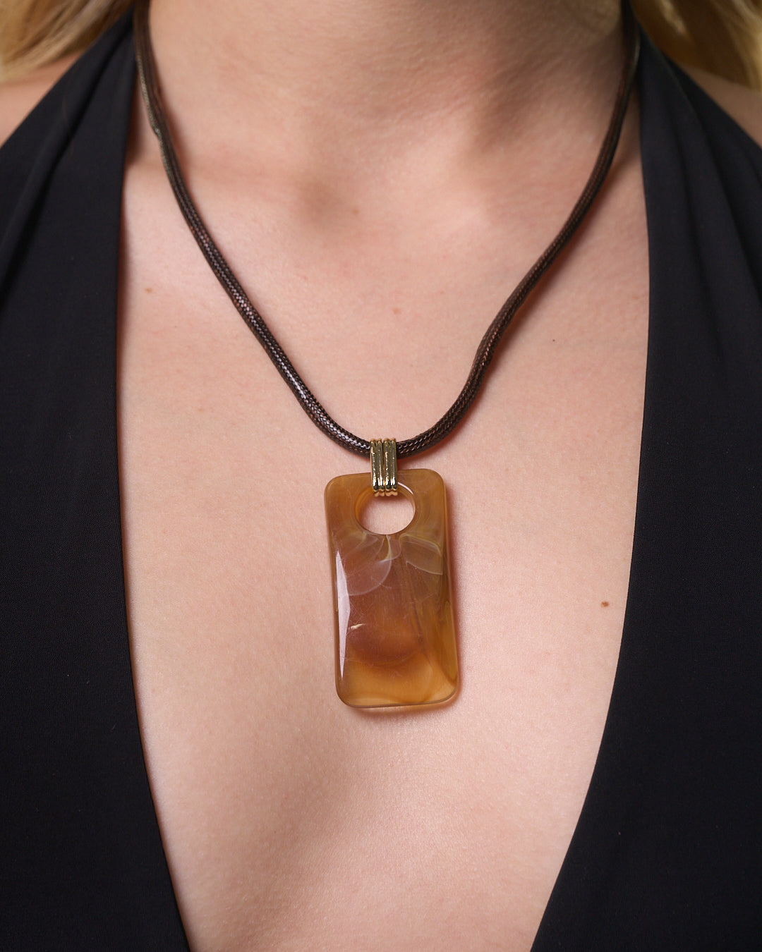 COREI NECKLACE