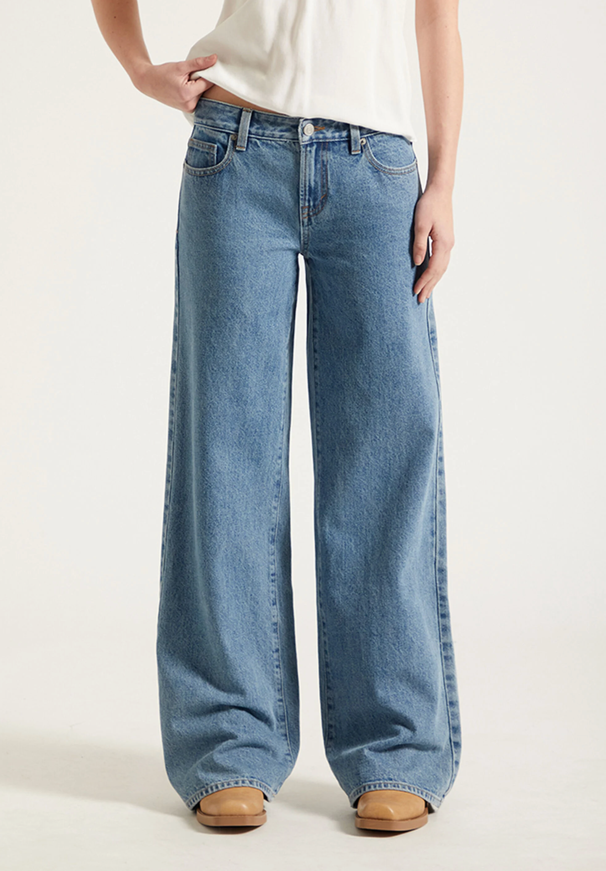 HARLY JEANS