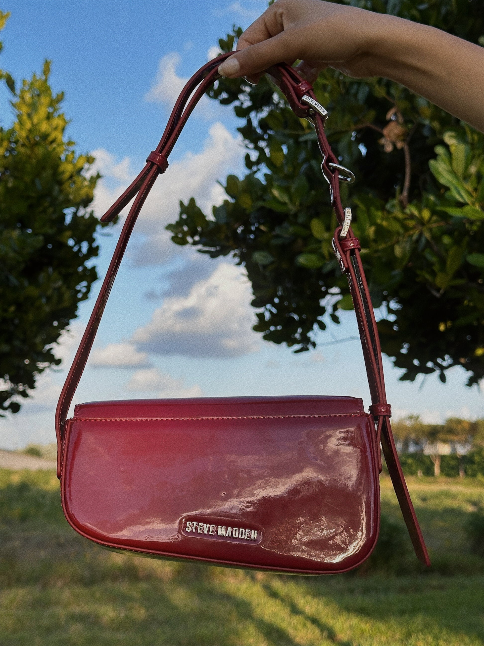 STEVE MADDEN RED BAG