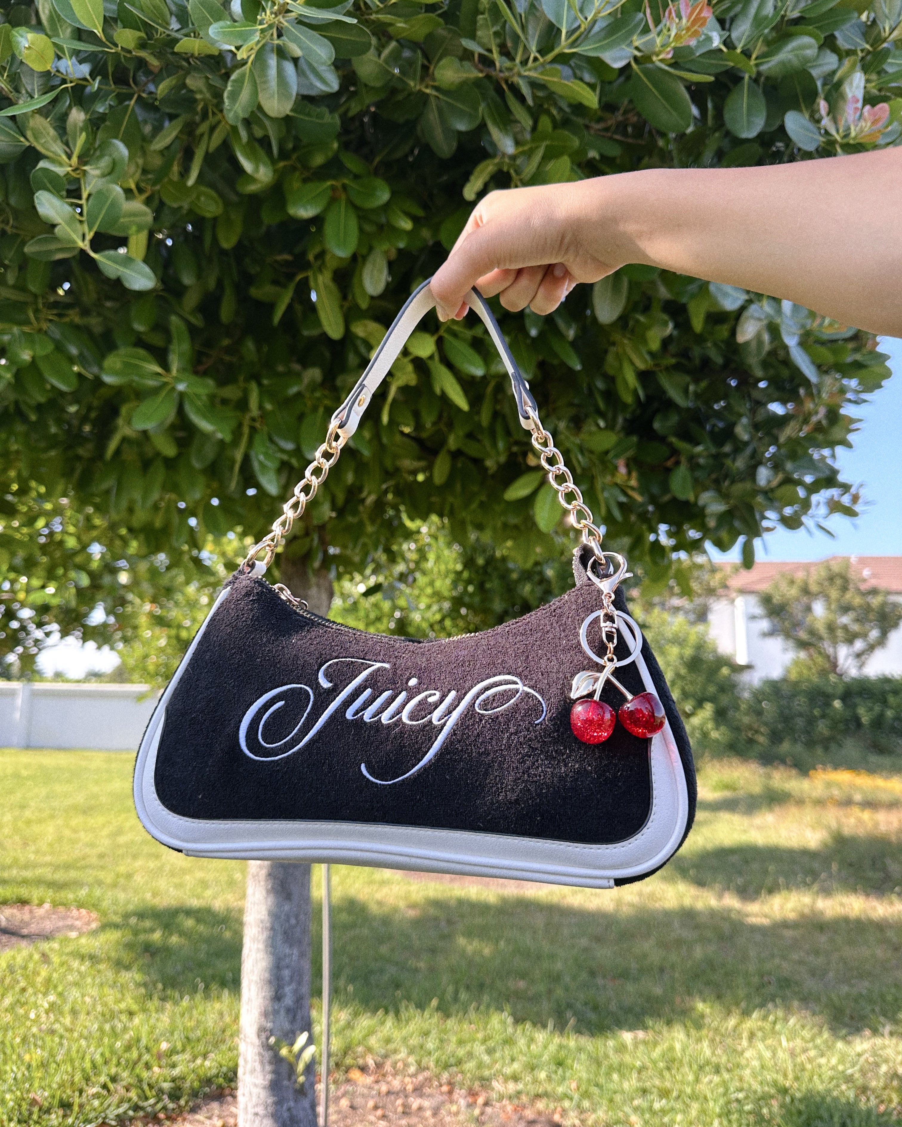 JUICY COUTURE SHOULDER BAG