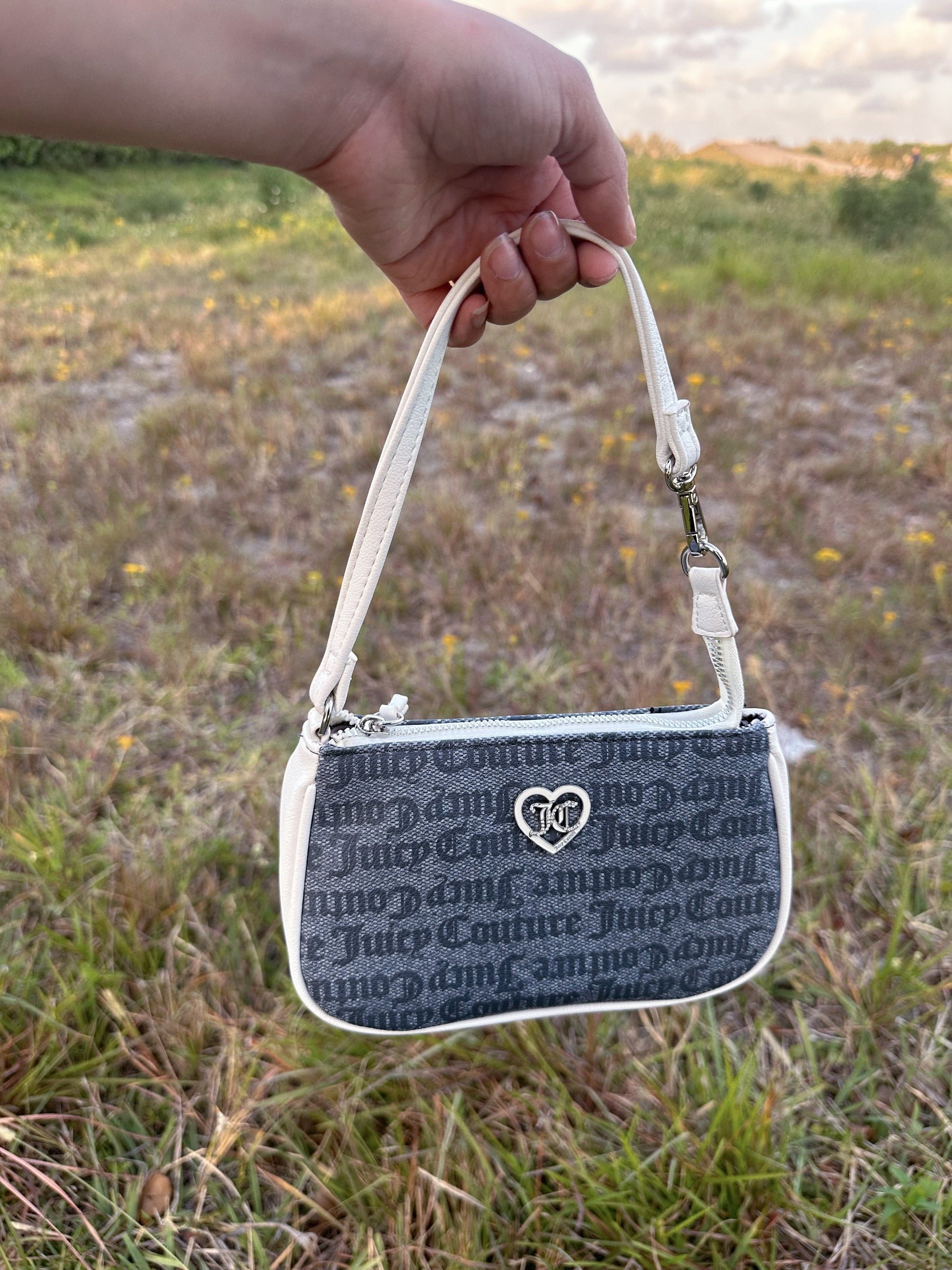 JUICY COUTURE MICRO SHOULDER BAG