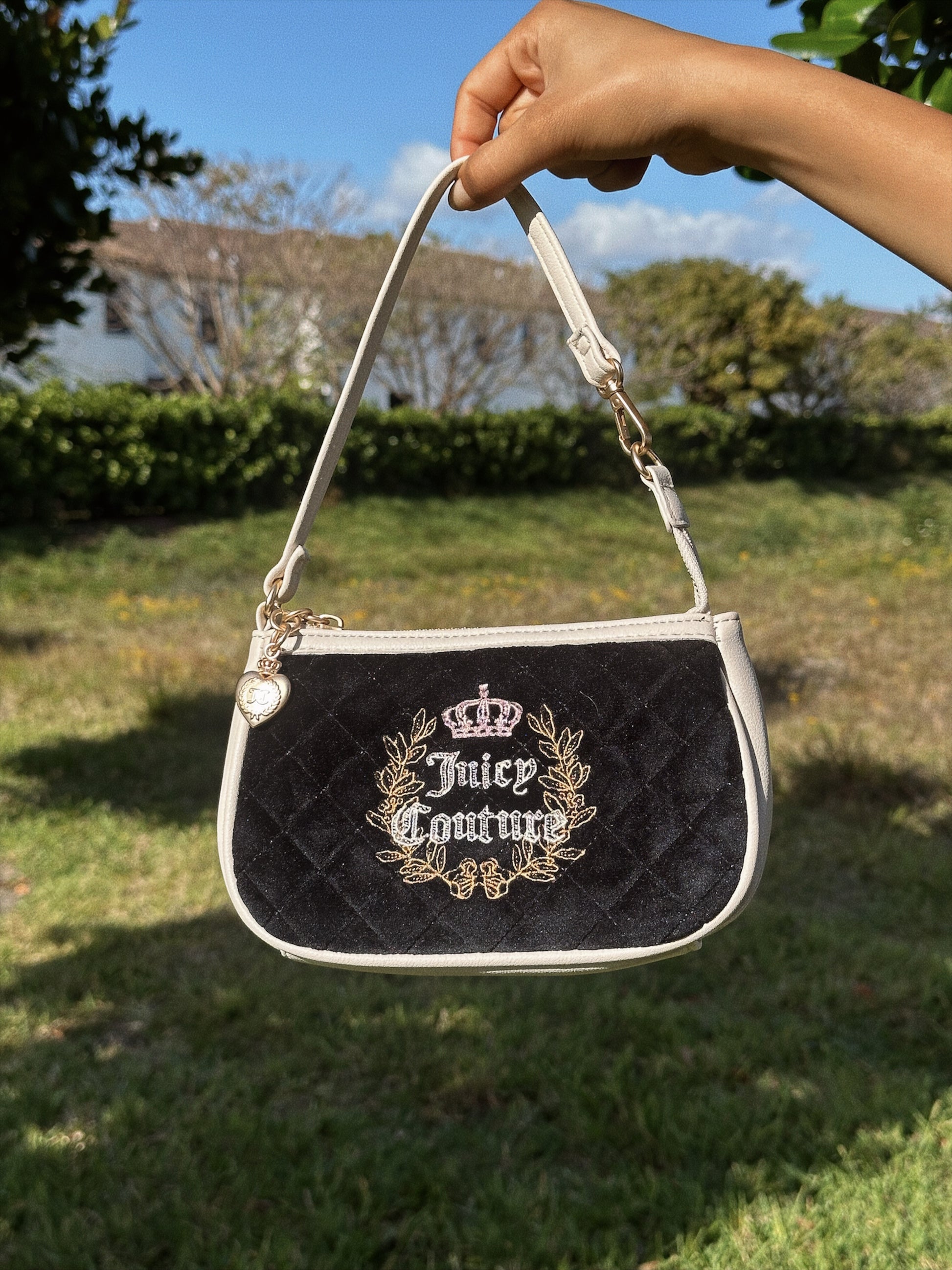 JUICY COUTURE MICRO SHOULDER BAG