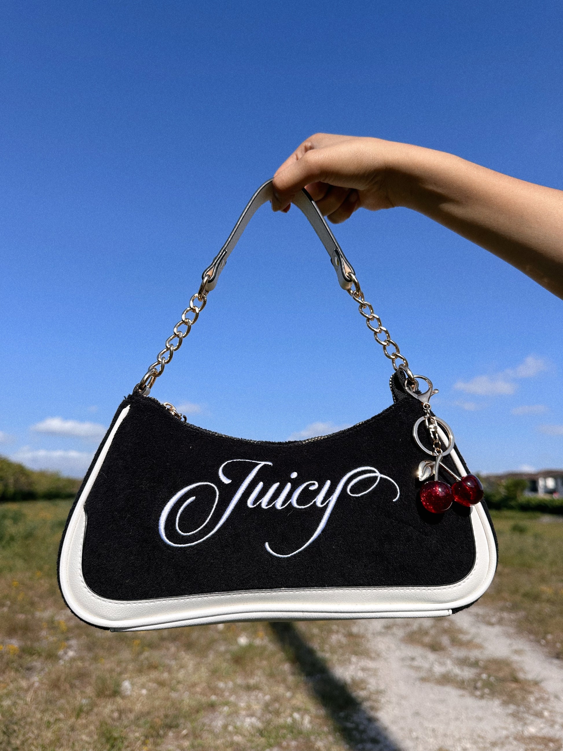 JUICY COUTURE SHOULDER BAG