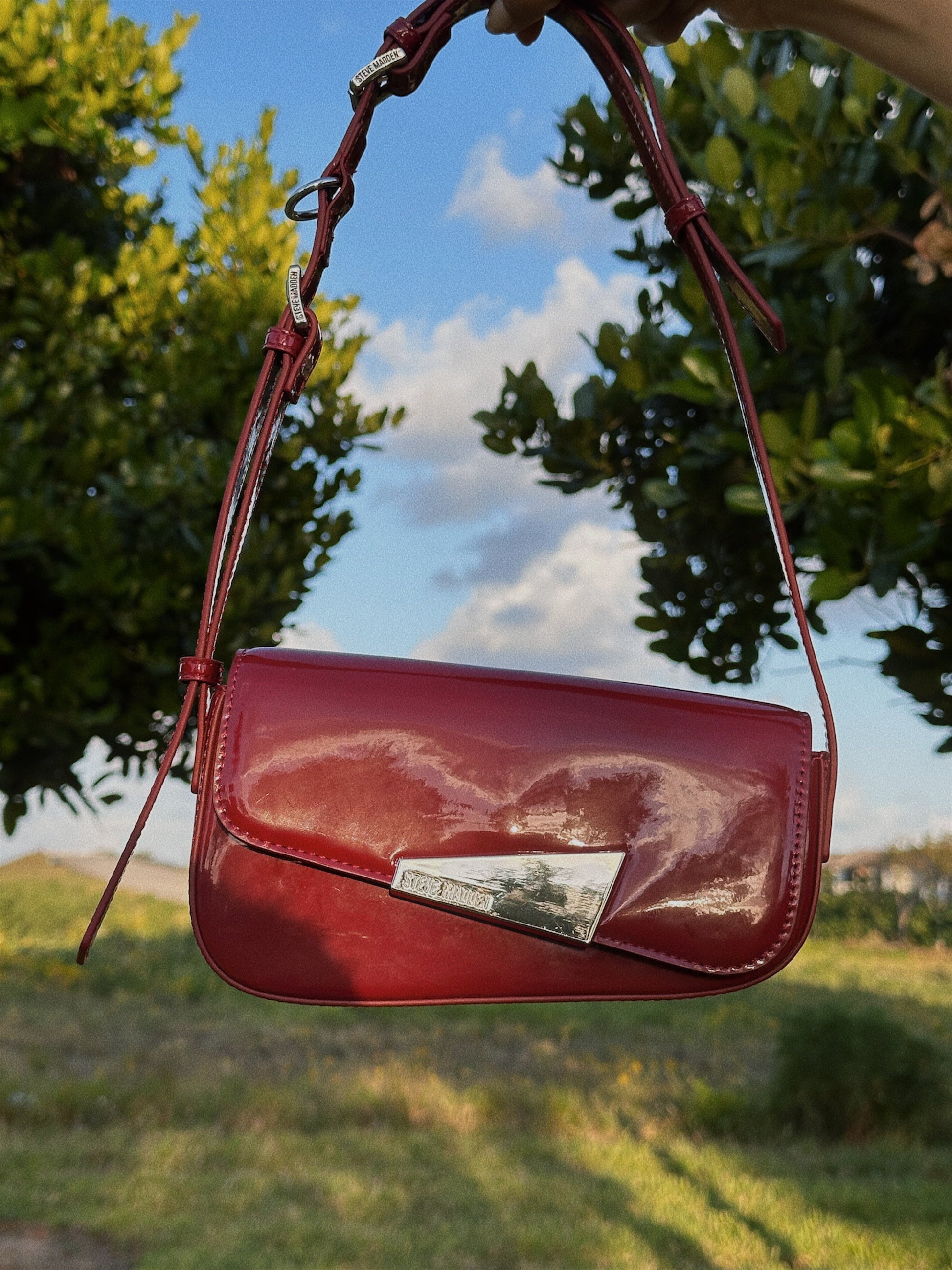 STEVE MADDEN RED BAG