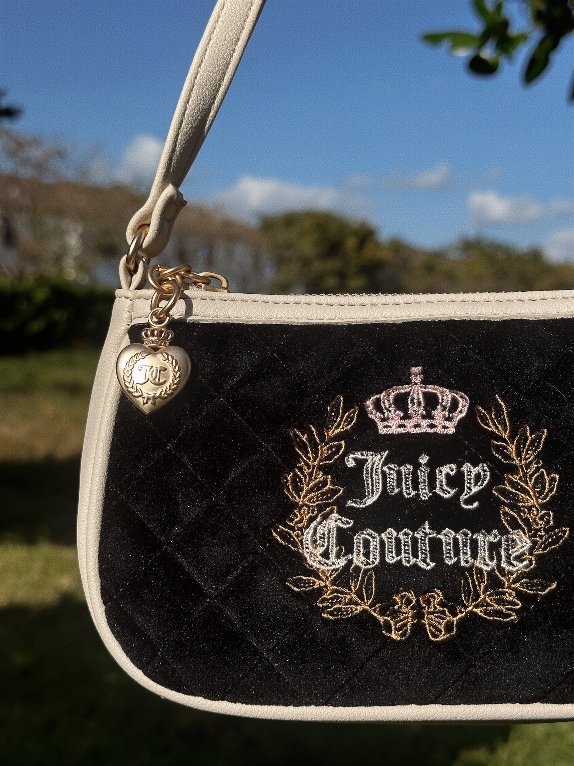 JUICY COUTURE MICRO SHOULDER BAG