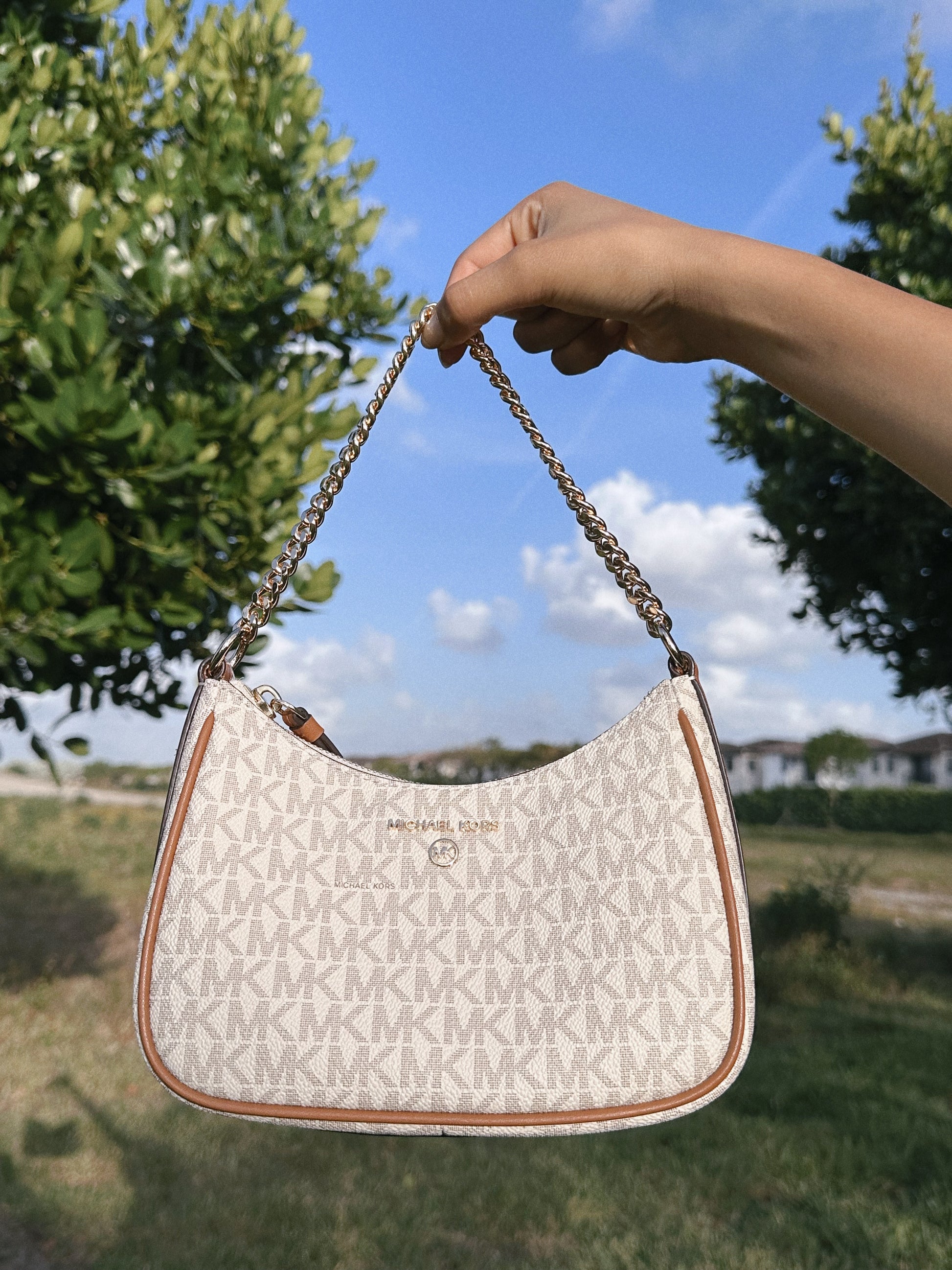 MICHAEL KORS SHOULDER BAG