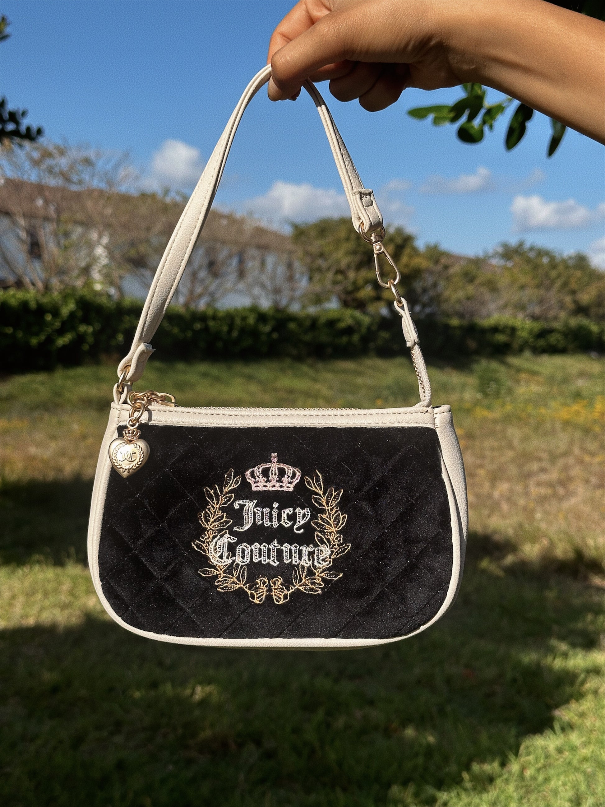 JUICY COUTURE MICRO SHOULDER BAG