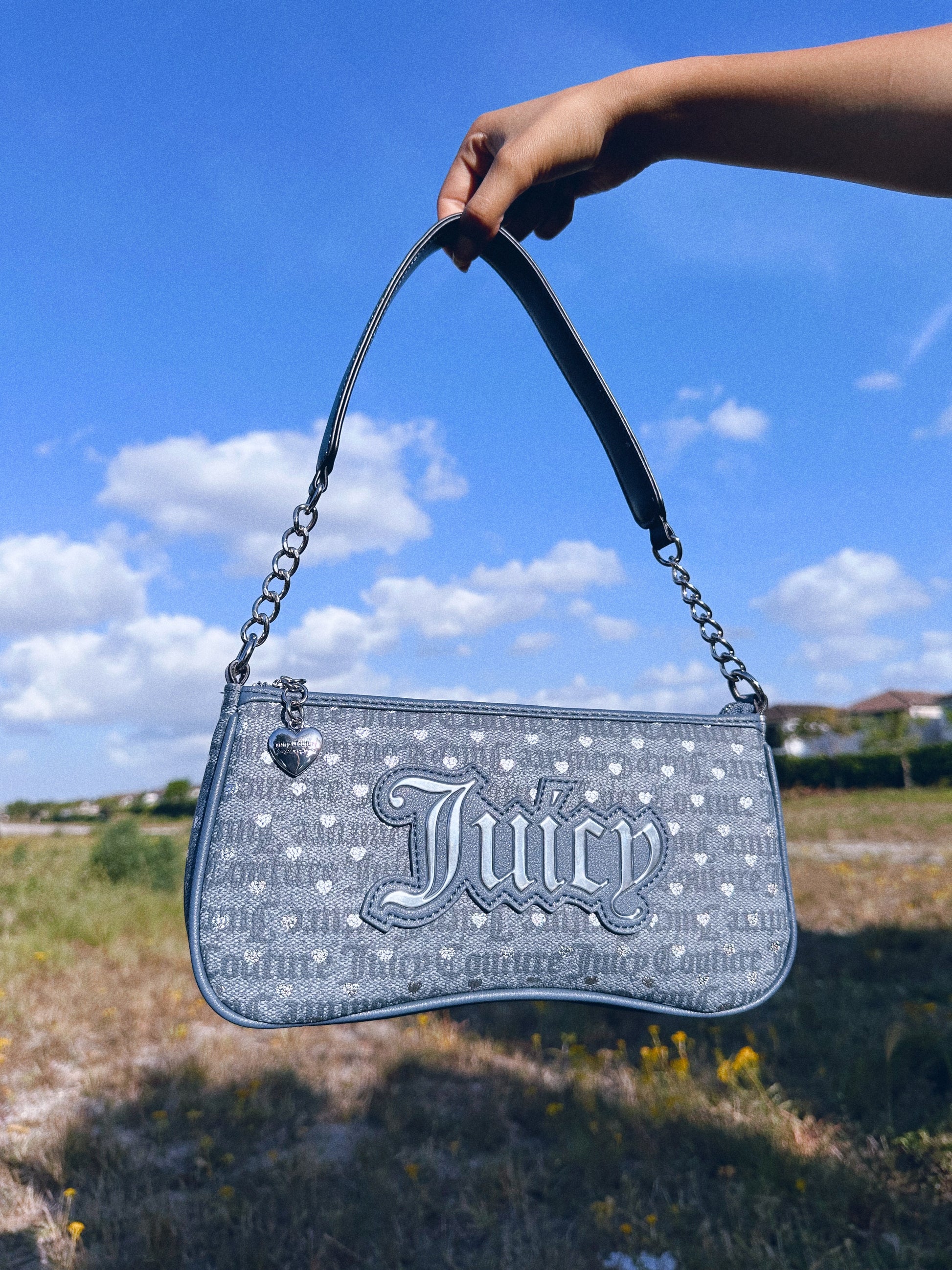 JUICY COUTURE BAGUETTE BAG