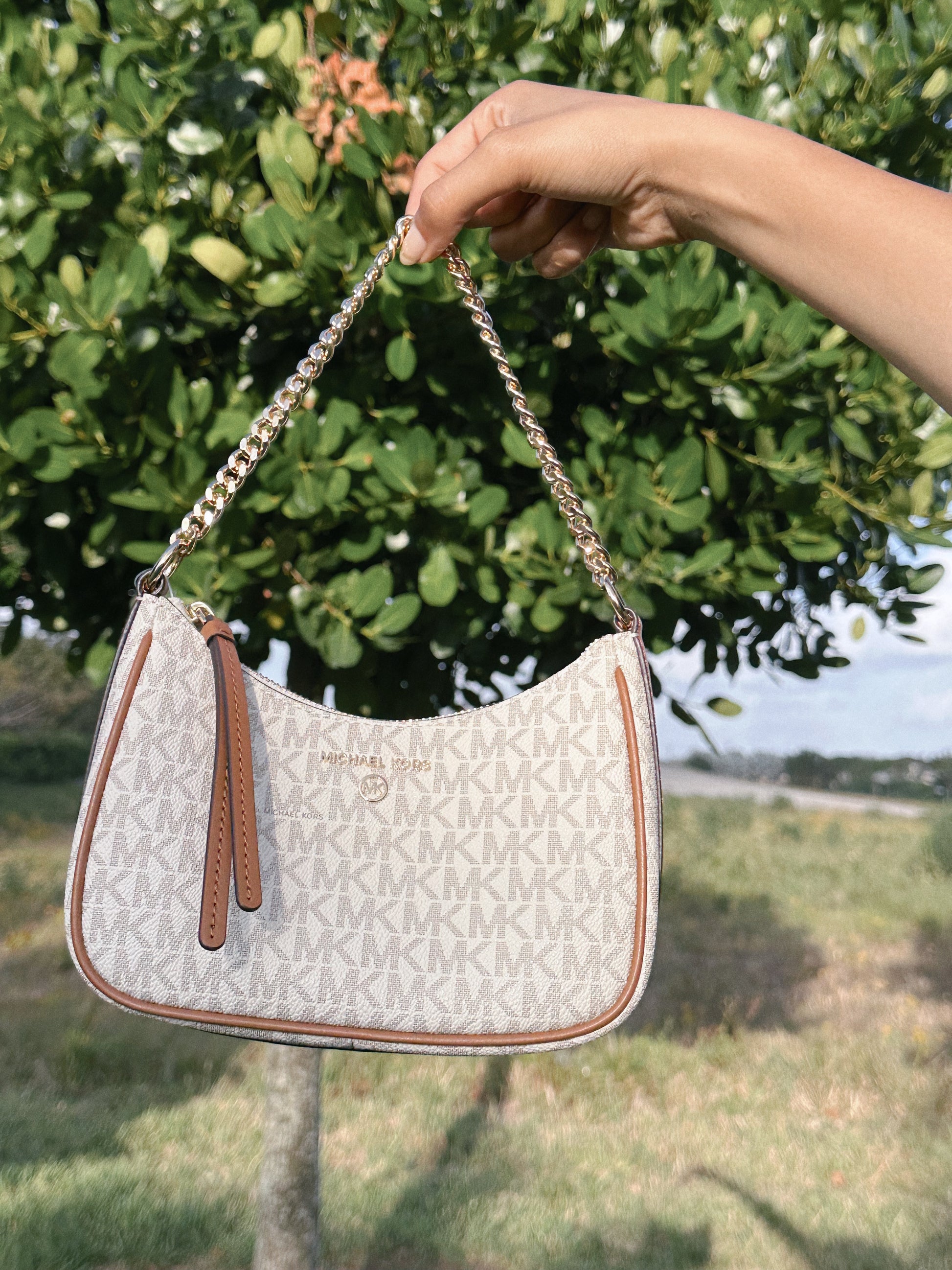 MICHAEL KORS SHOULDER BAG