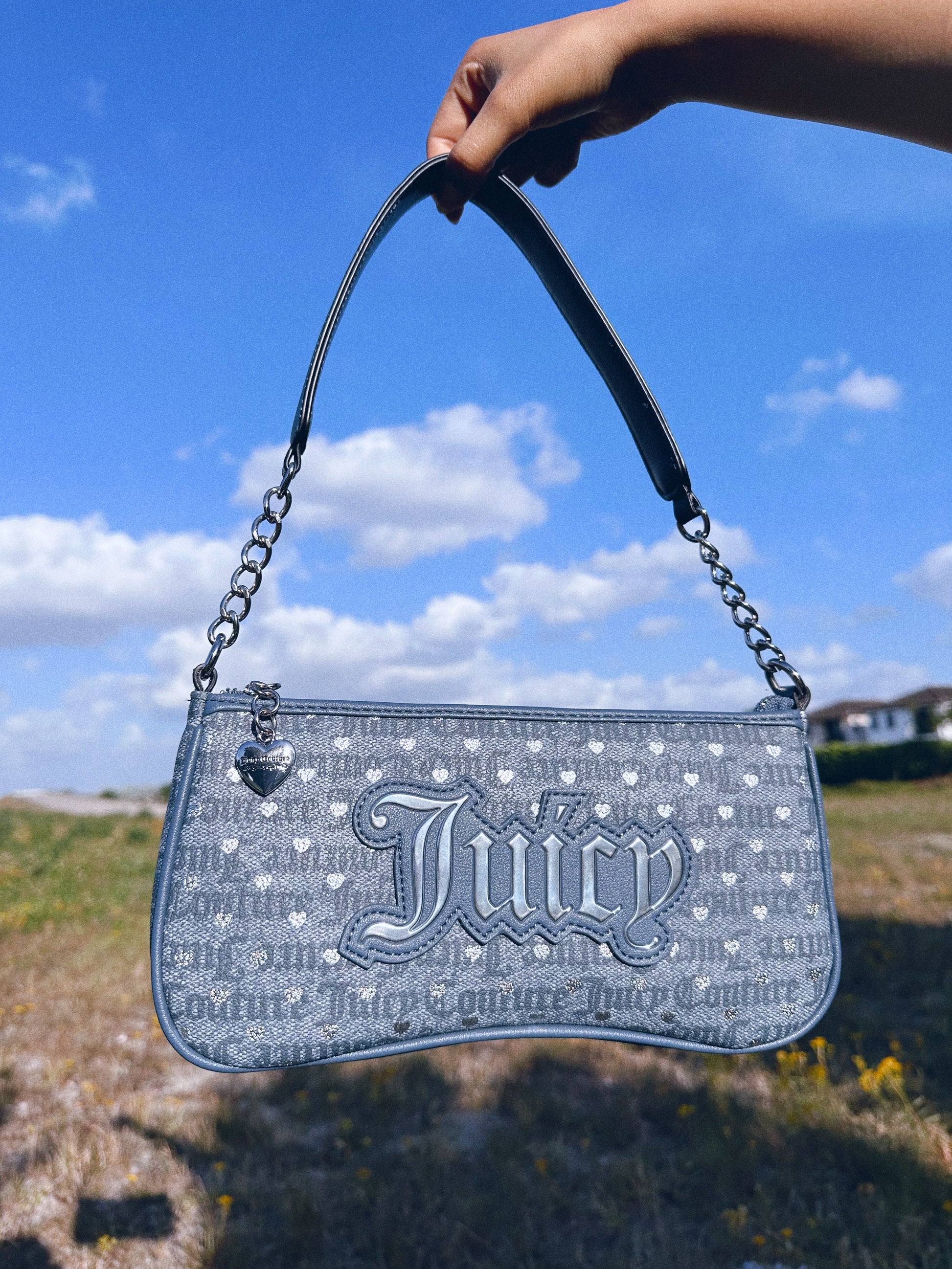 JUICY COUTURE BAGUETTE BAG