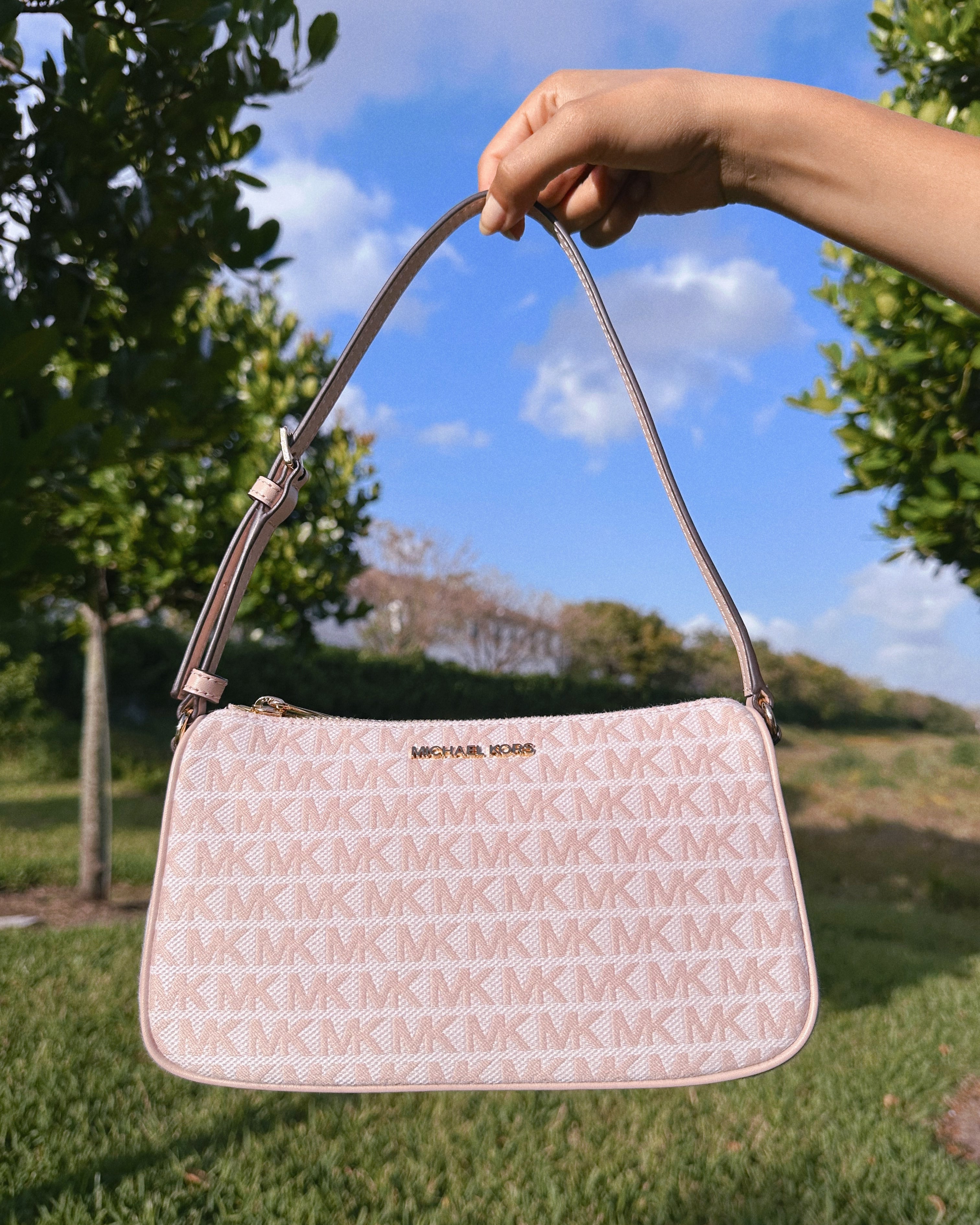 MICHAEL KORS SHOULDER BAG