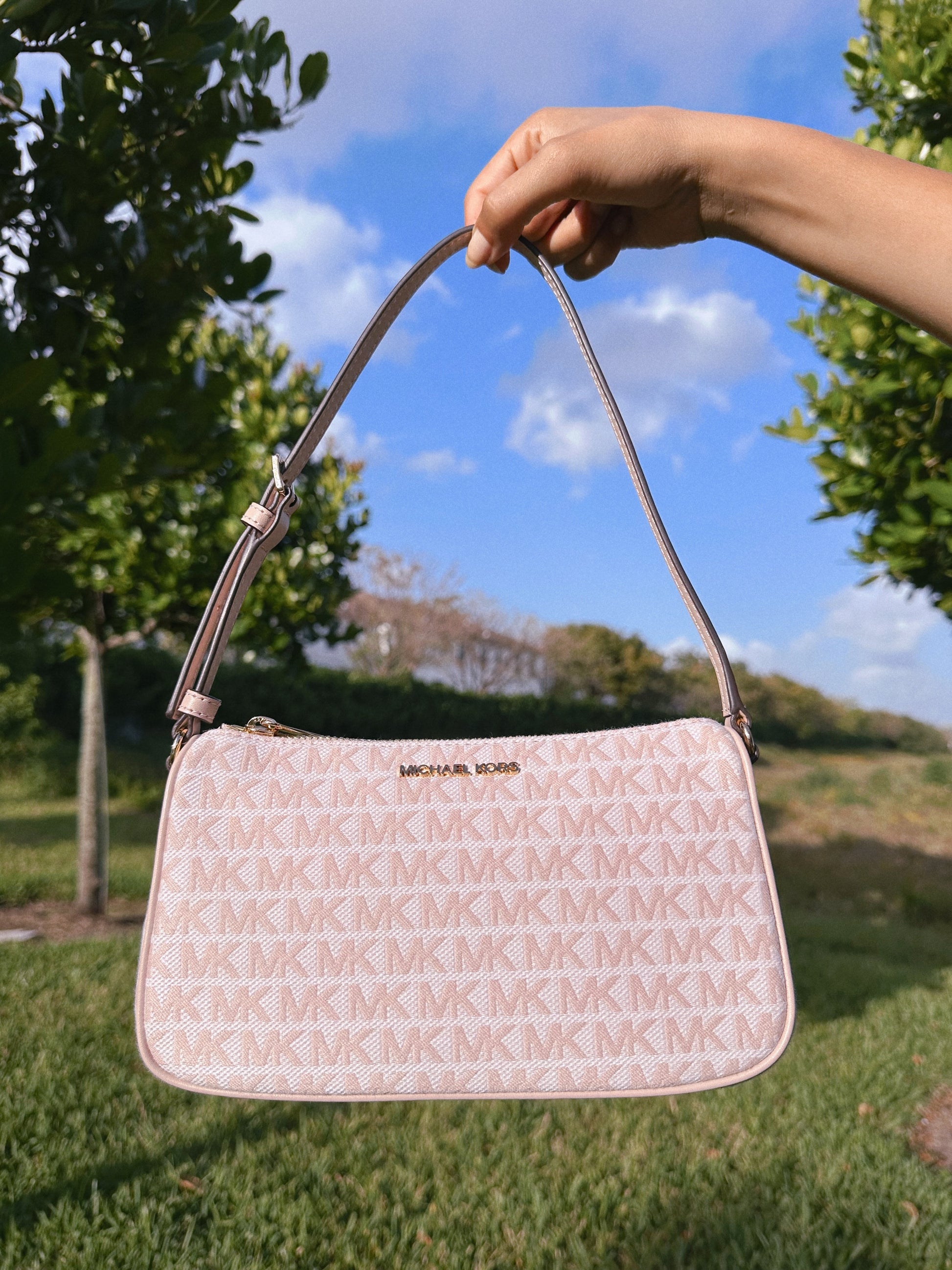 MICHAEL KORS SHOULDER BAG