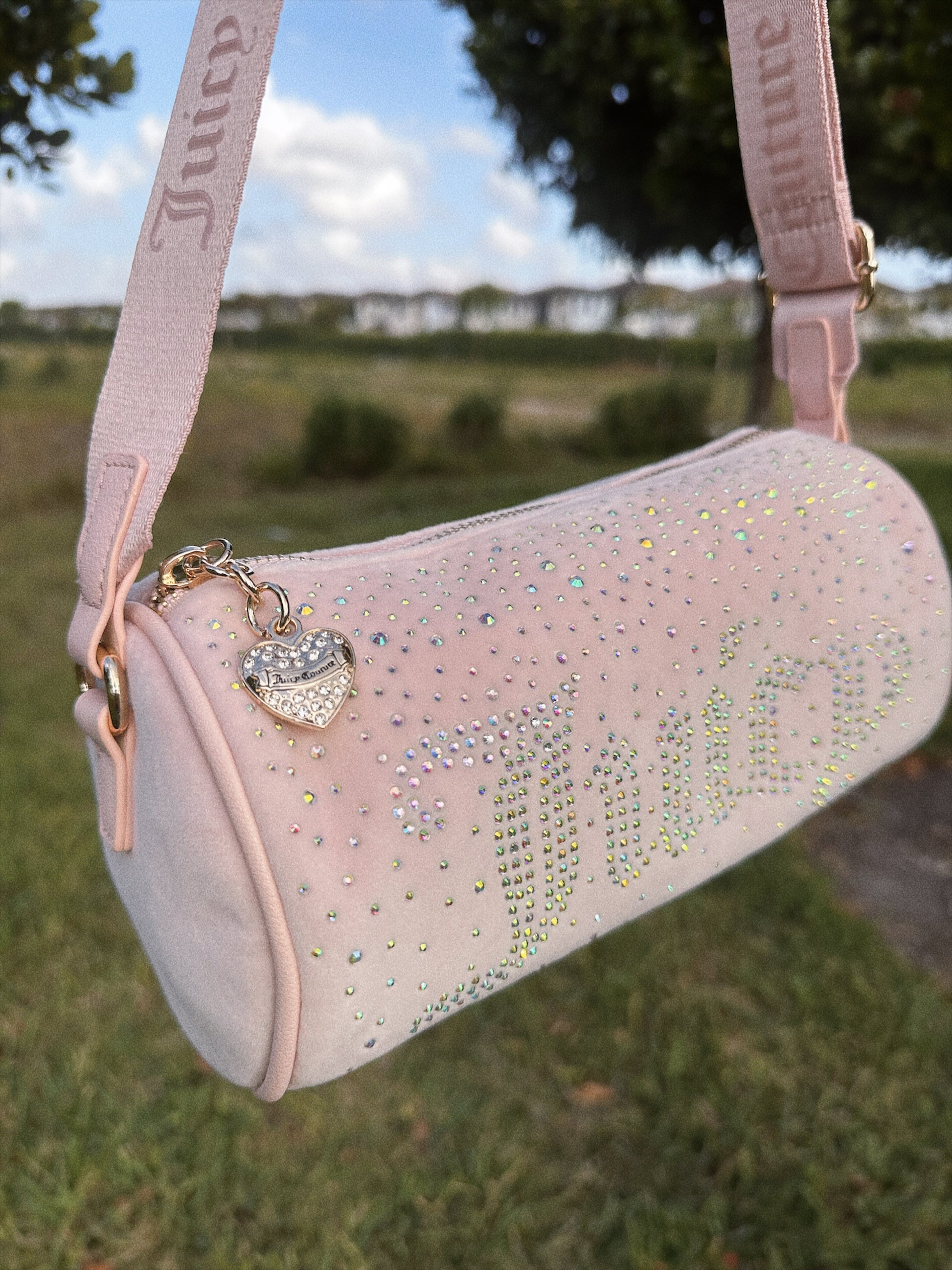 JUICY COUTURE BARREL CROSSBODY BAG