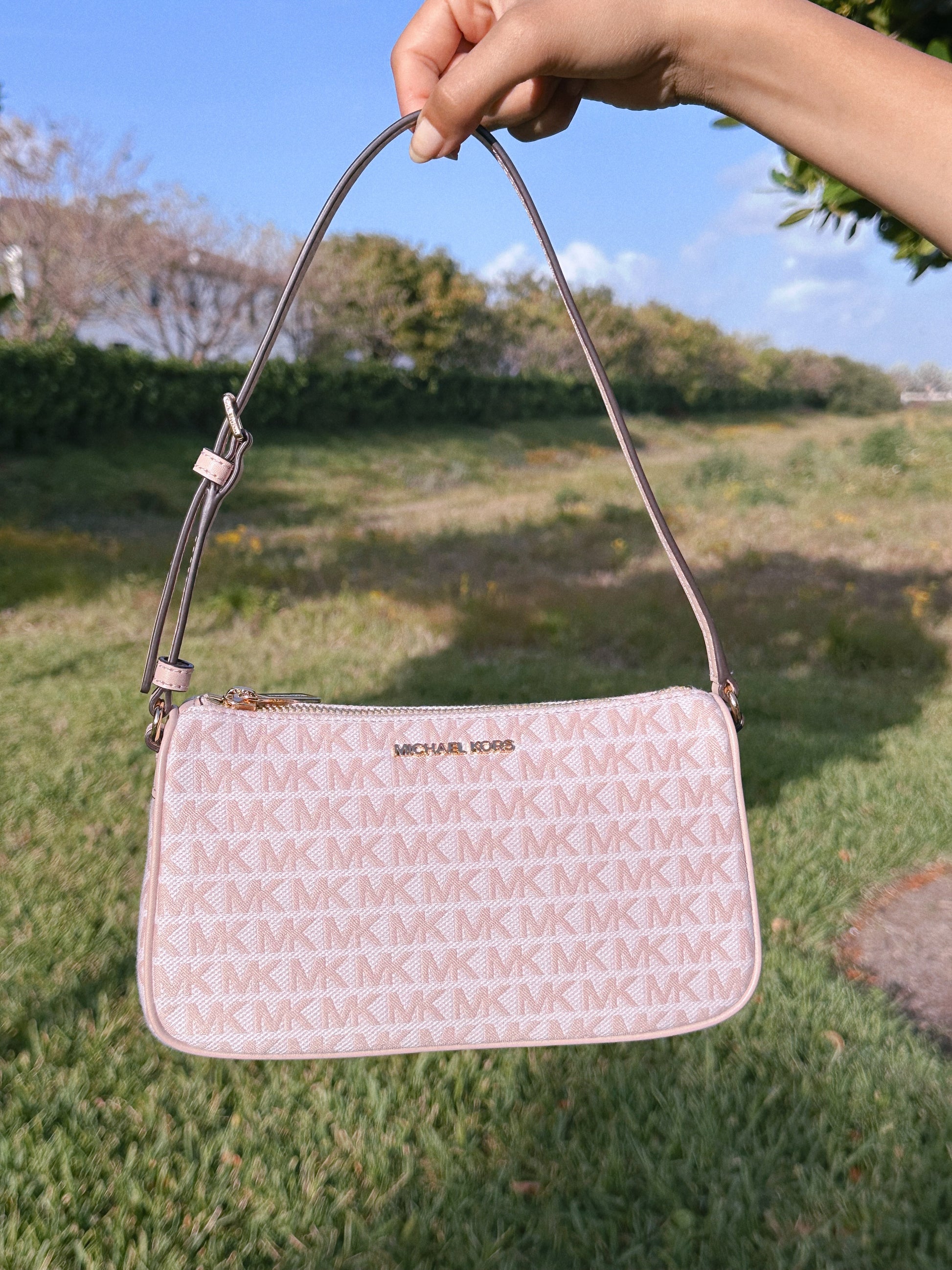 MICHAEL KORS SHOULDER BAG