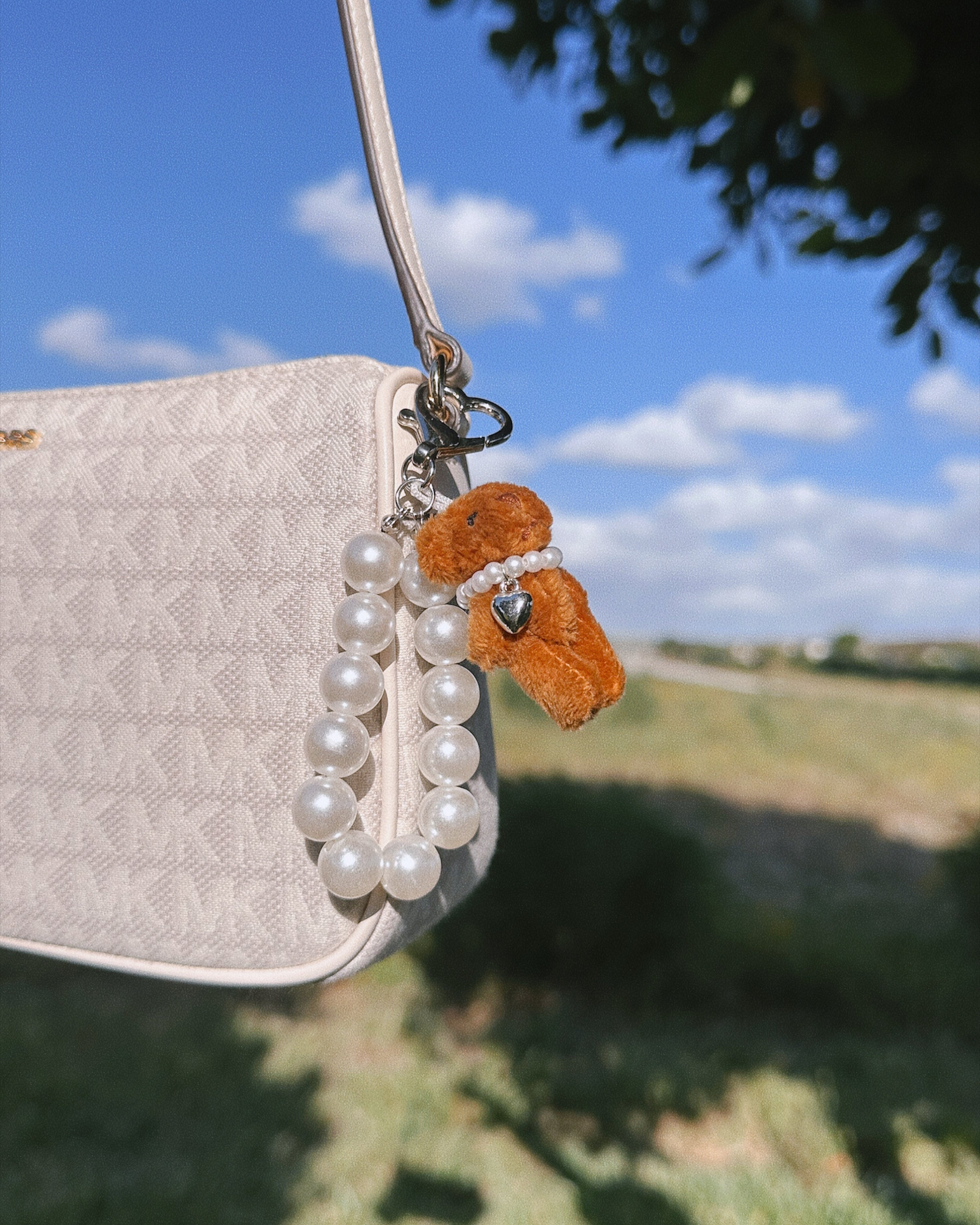BEAR PEARL CHARM