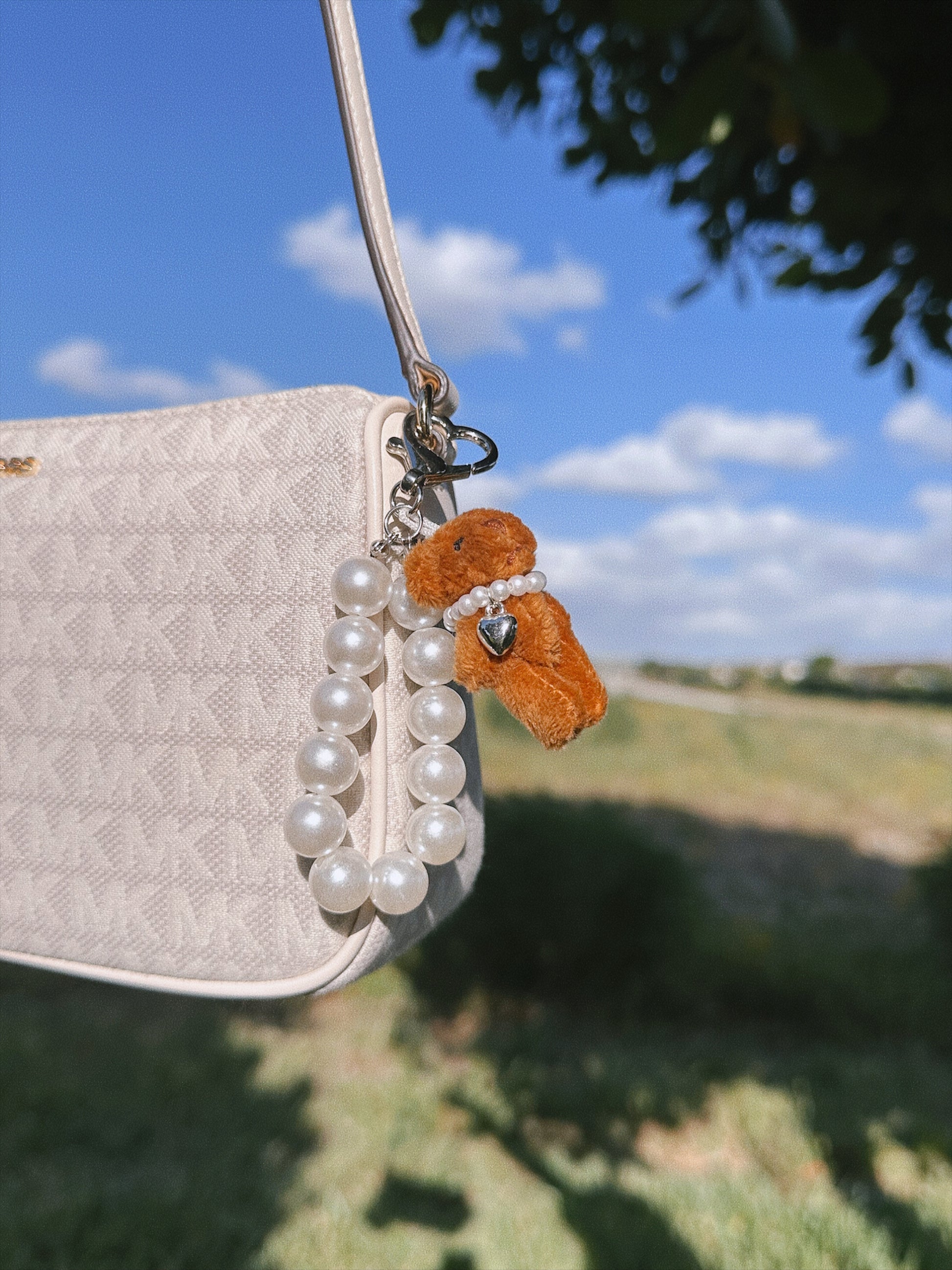 BEAR PEARL CHARM
