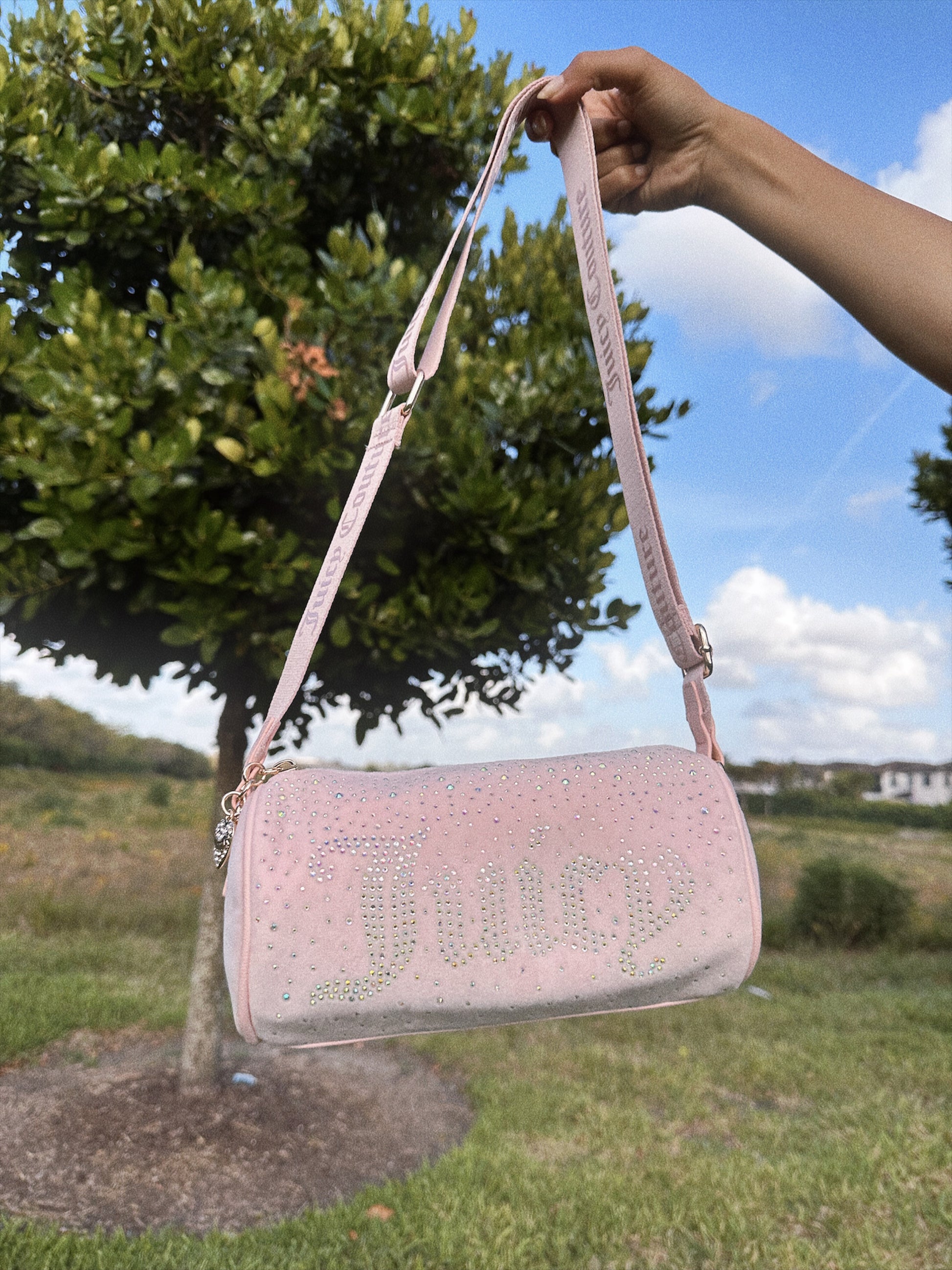 JUICY COUTURE BARREL CROSSBODY BAG