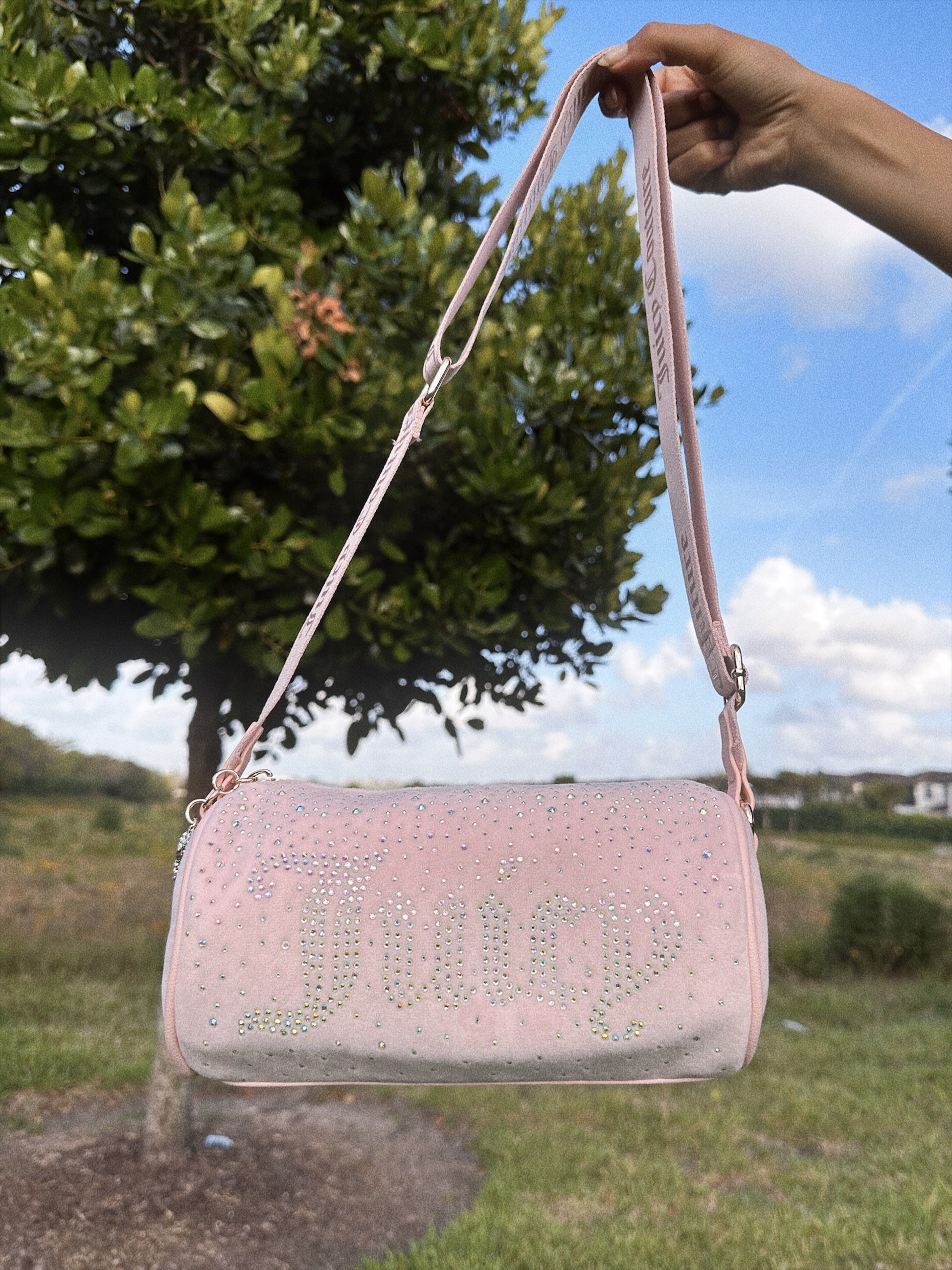 JUICY COUTURE BARREL CROSSBODY BAG