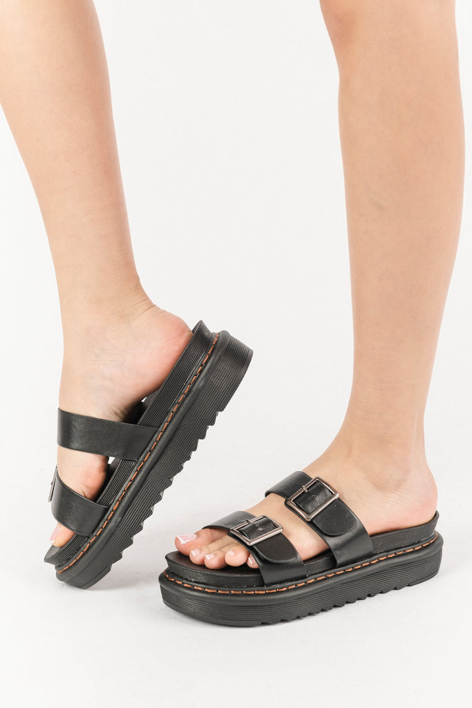 NICOLE SANDALS