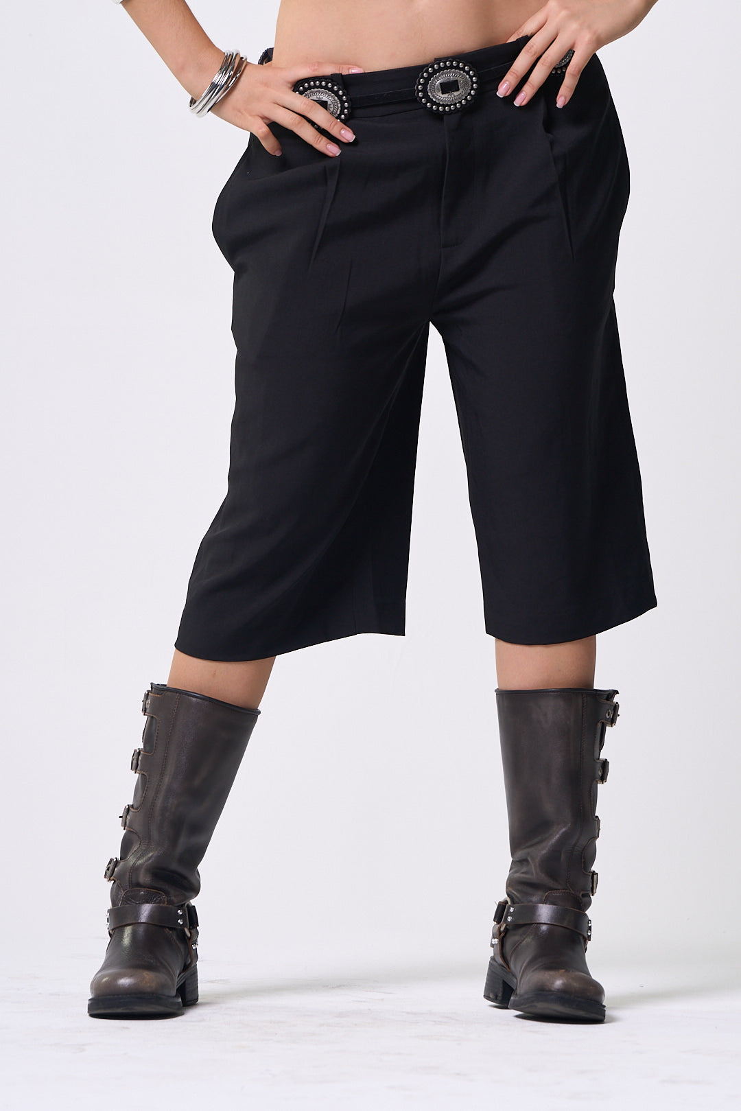 SALOMÉ SHORT