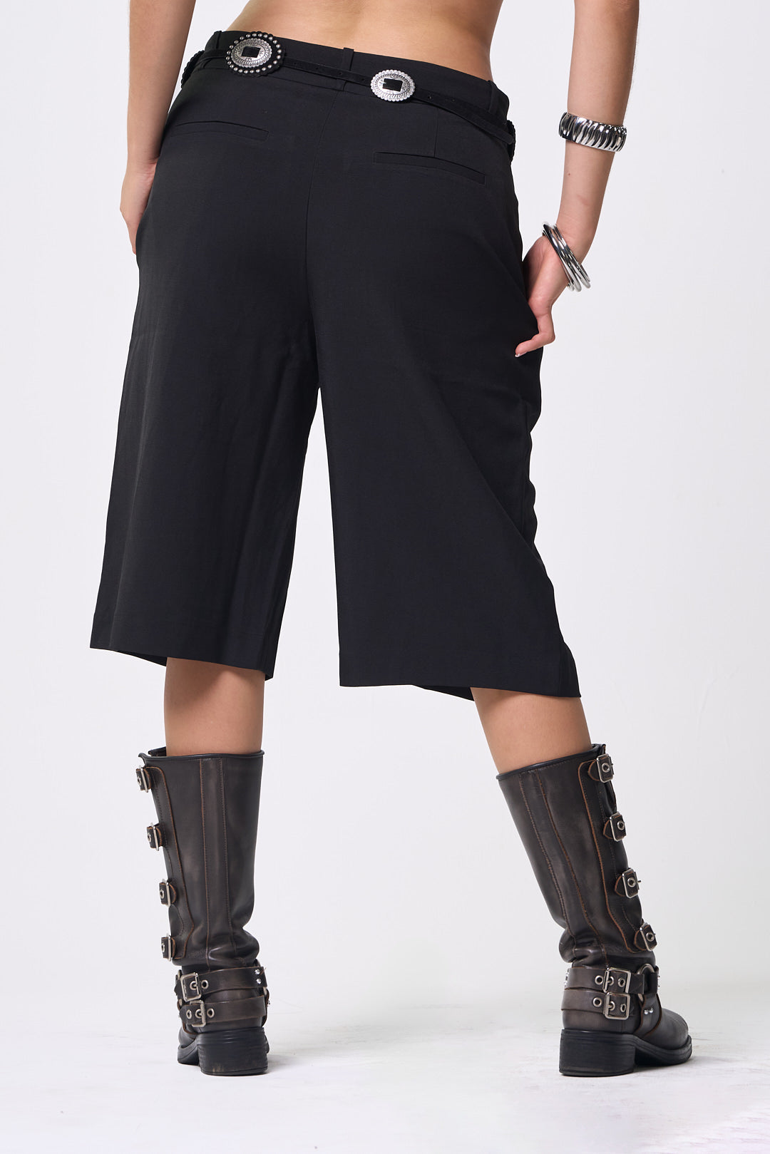 SALOMÉ SHORT