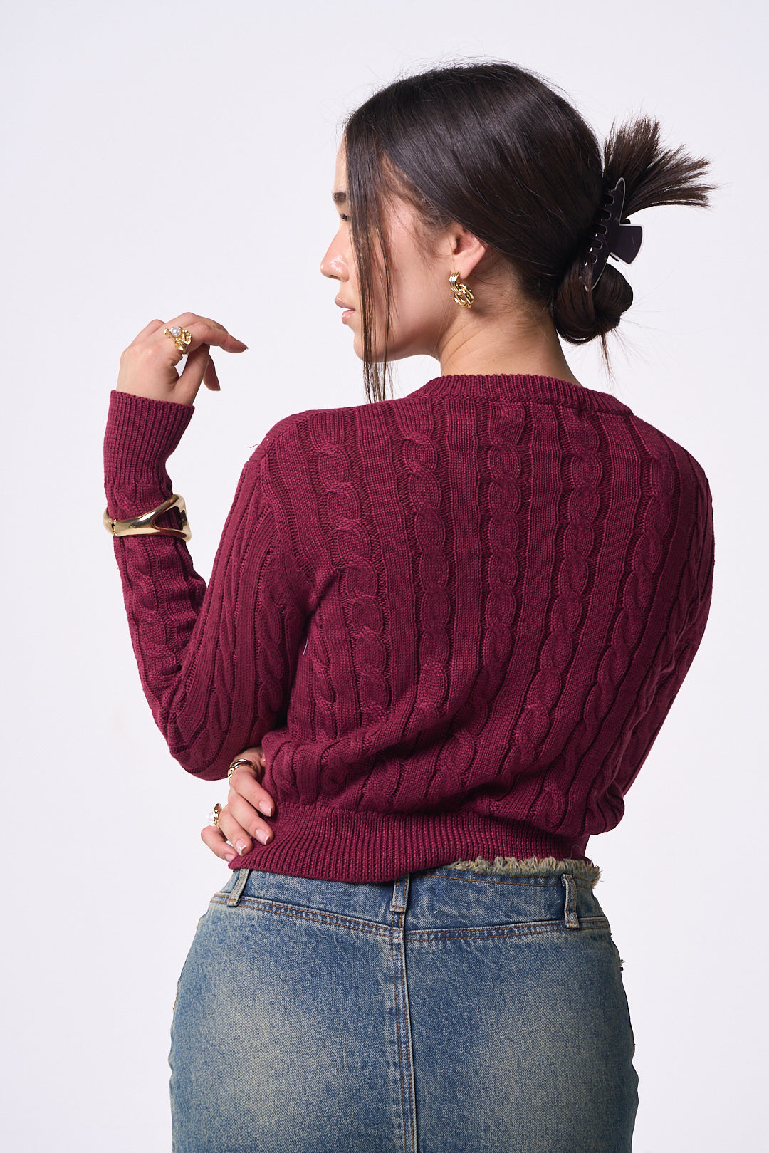 JEYMI RED SWEATER