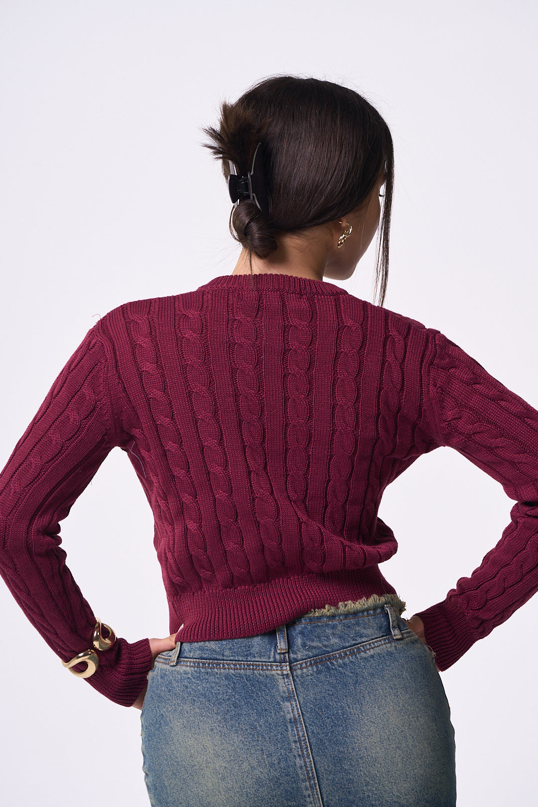 JEYMI RED SWEATER